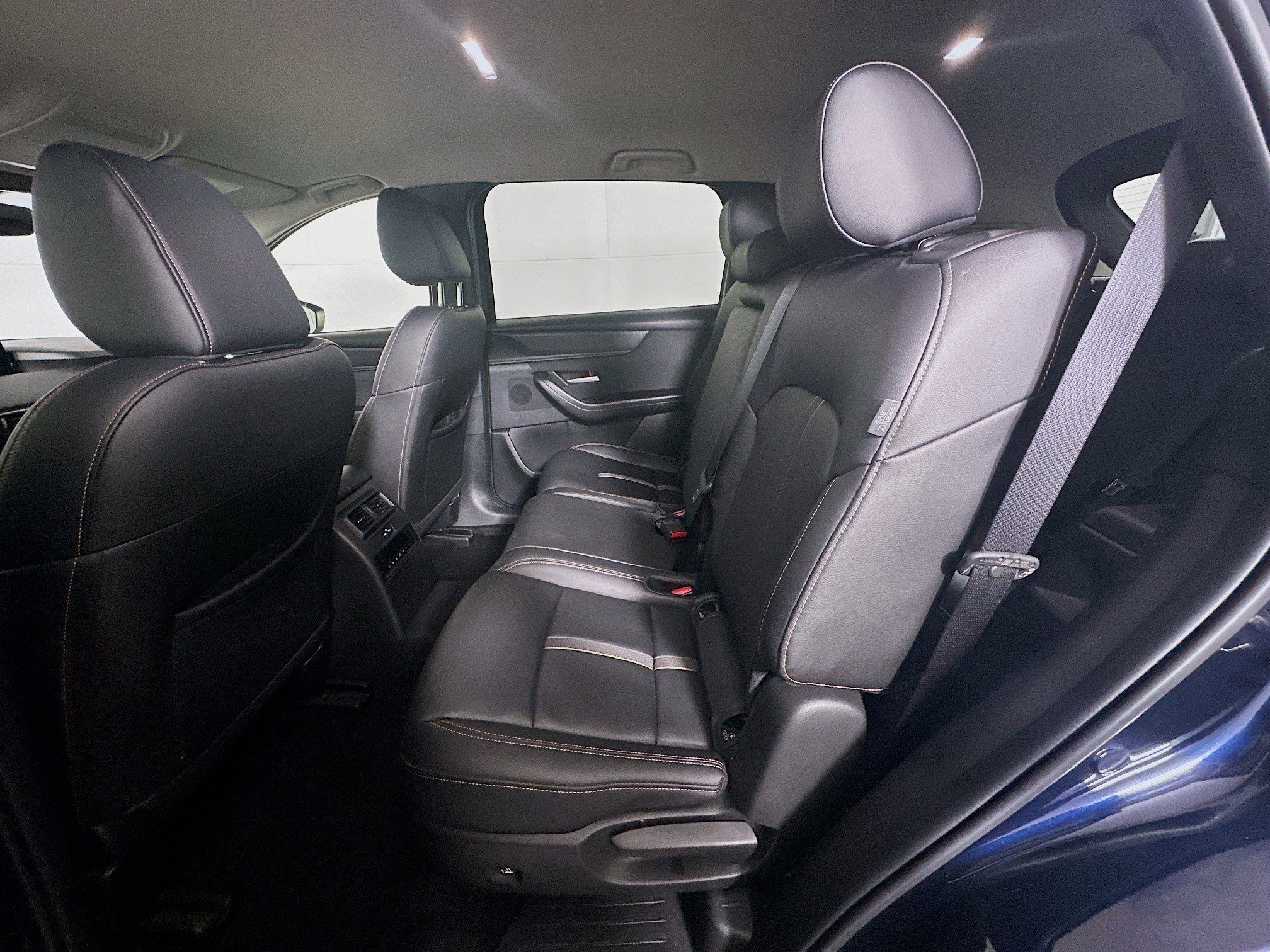 Used 2025 MAZDA CX-90 3.3 Turbo w/ Select Package image 29