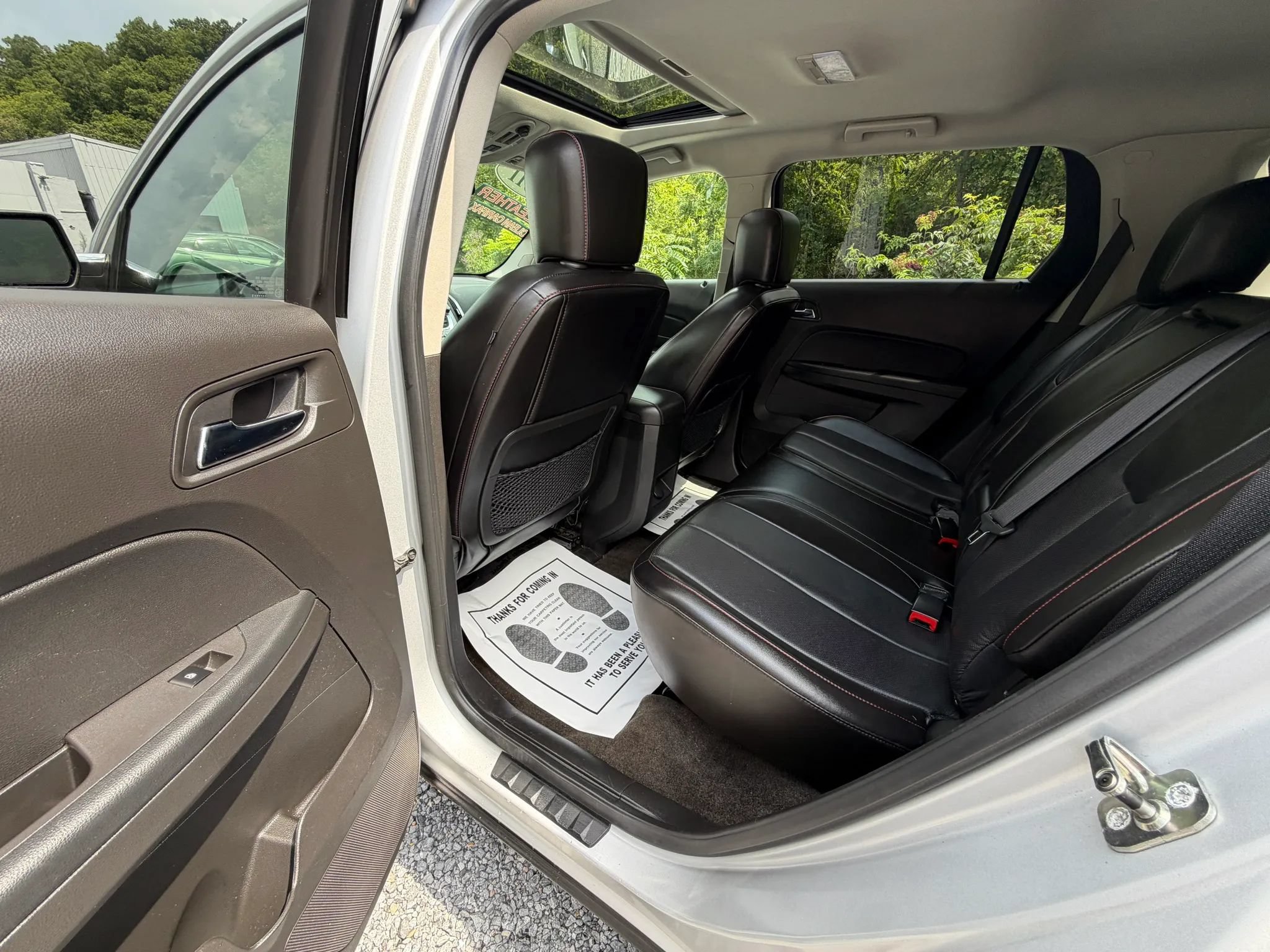 Used 2011 GMC Terrain SLT FWD image 16