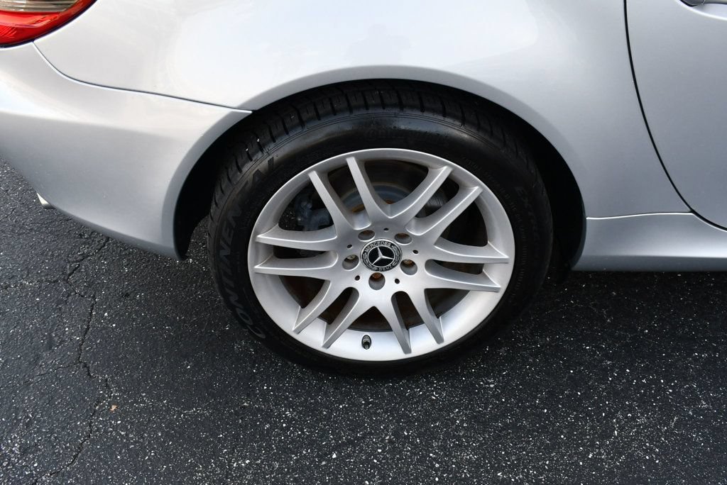 Used 2009 Mercedes-Benz SLK 300 image 63