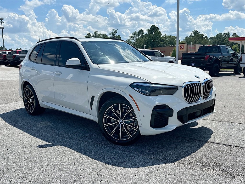 Used 2022 BMW X5 xDrive40i w/ M Sport Package