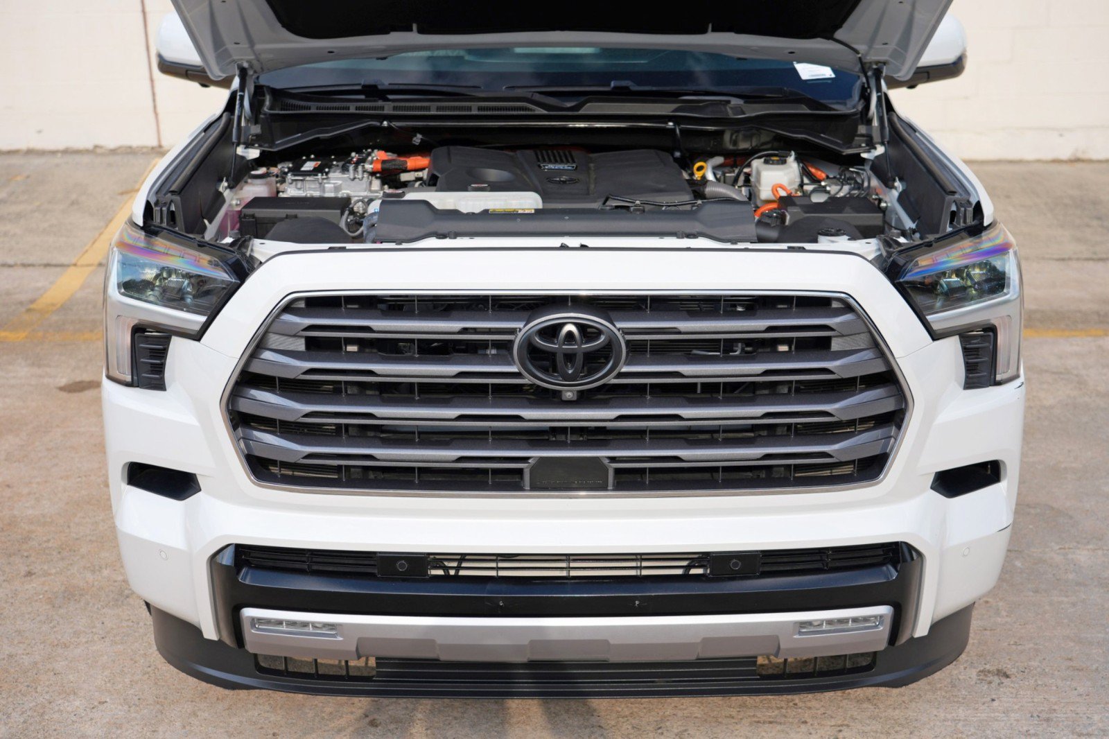 Used 2023 Toyota Sequoia Limited w/ TRD Off-Road Package AWD/4WD image 8