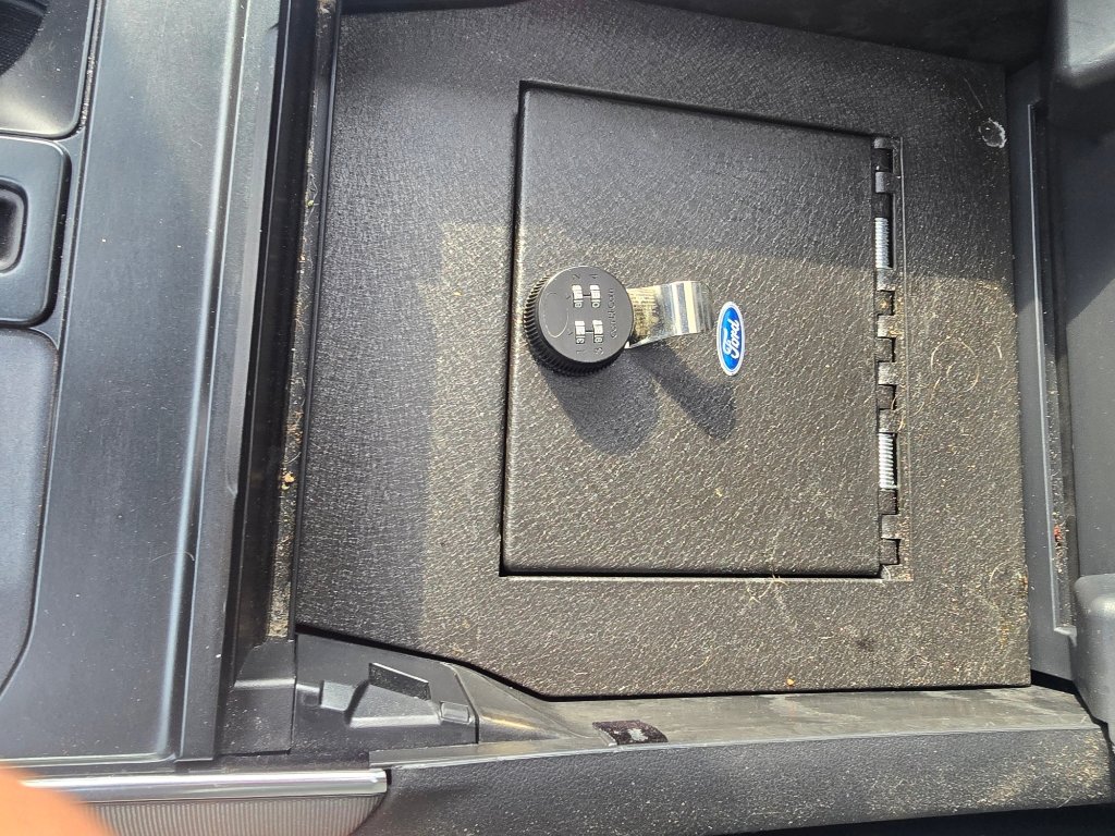 Used 2021 Ford F150 Platinum w/ Equipment Group 701A High image 36