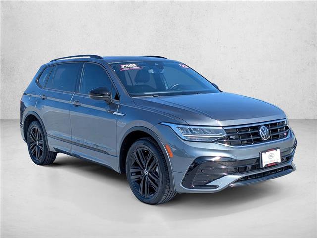 Used 2022 Volkswagen Tiguan SE R-Line image 3