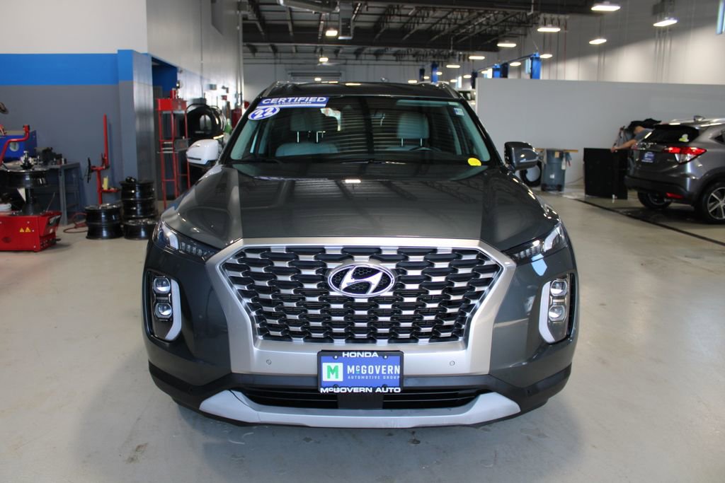 Used 2022 Hyundai Palisade SEL w/ Premium Package FWD image 3