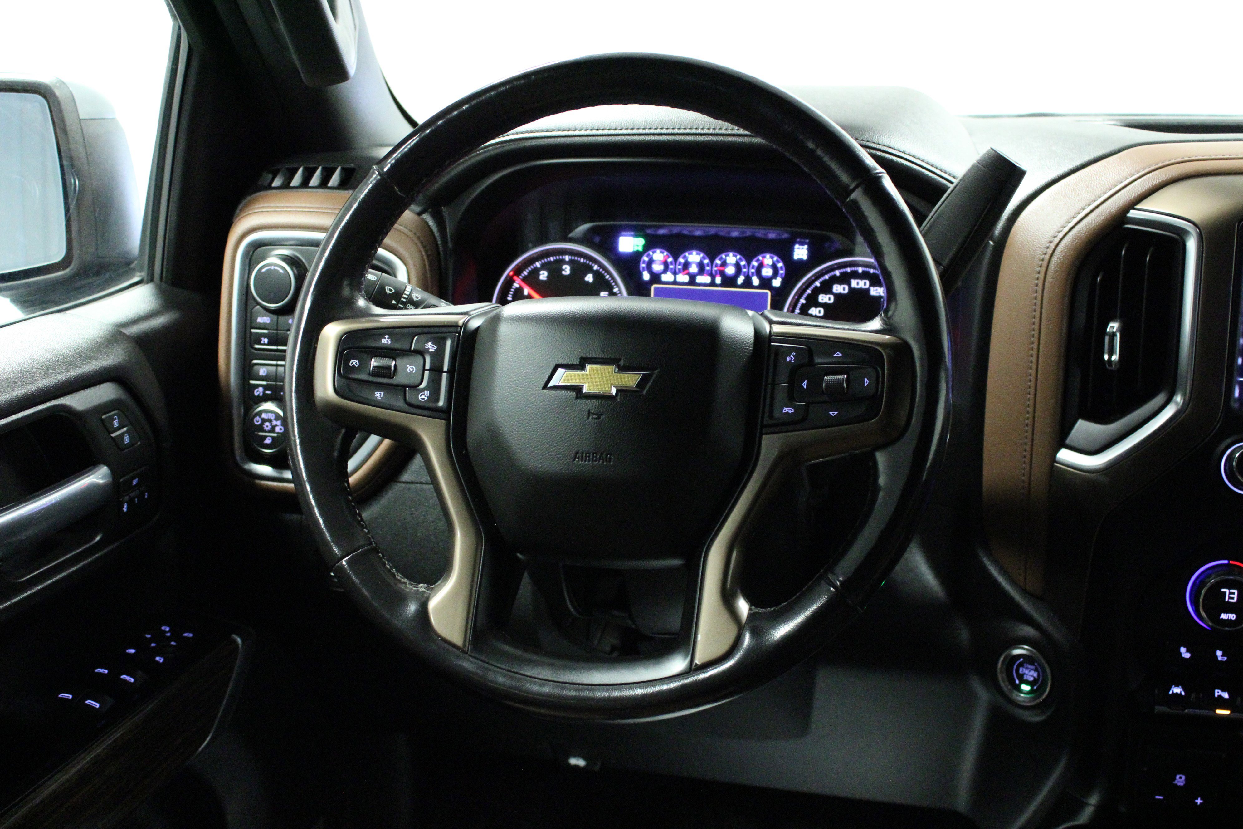 Used 2019 Chevrolet Silverado 1500 High Country image 18