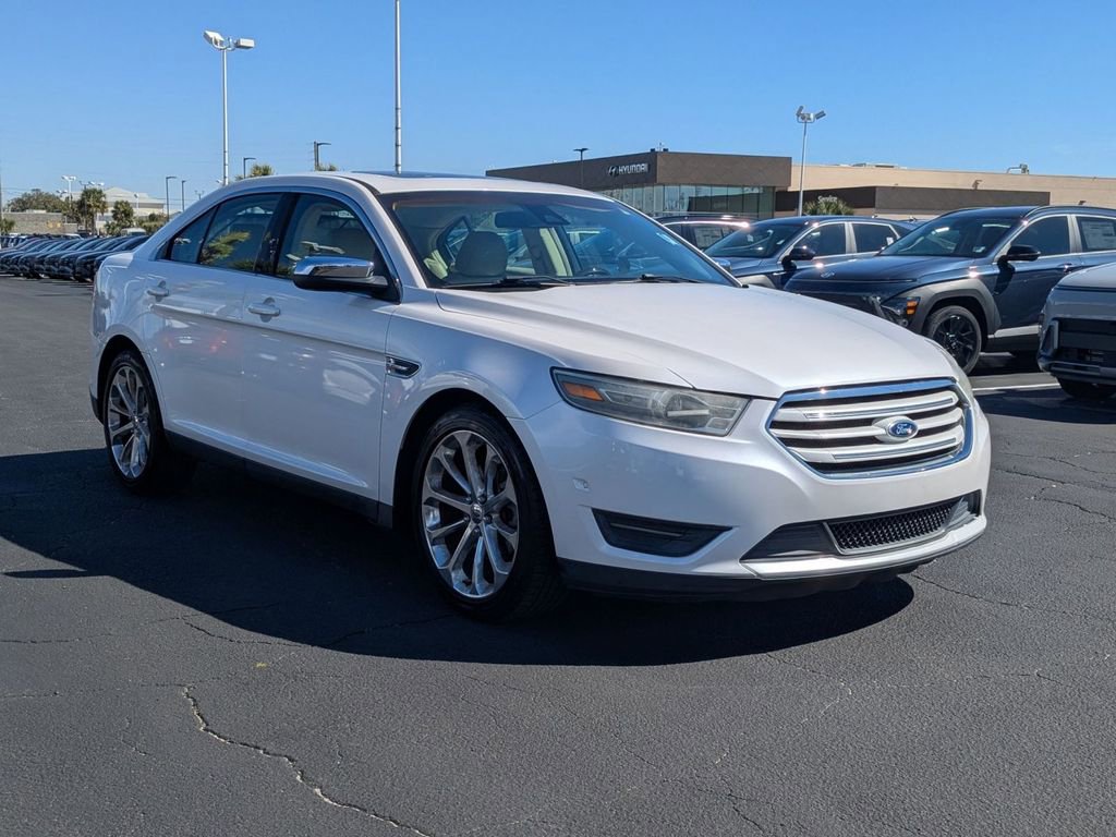 Used 2014 Ford Taurus Limited w/ Equipment Group 301A image 3