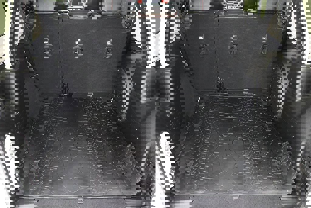 Used 2023 Jeep Wrangler Unlimited Rubicon image 29