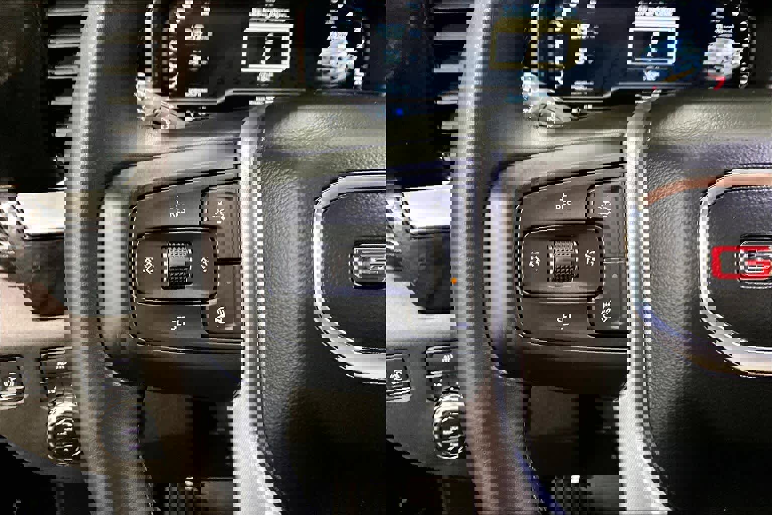 Used 2023 GMC Sierra 1500 Elevation image 21