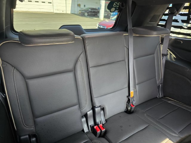 Used 2023 Chevrolet Tahoe Premier AWD/4WD image 19