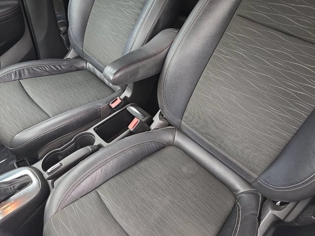 Used 2016 Buick Encore FWD image 16