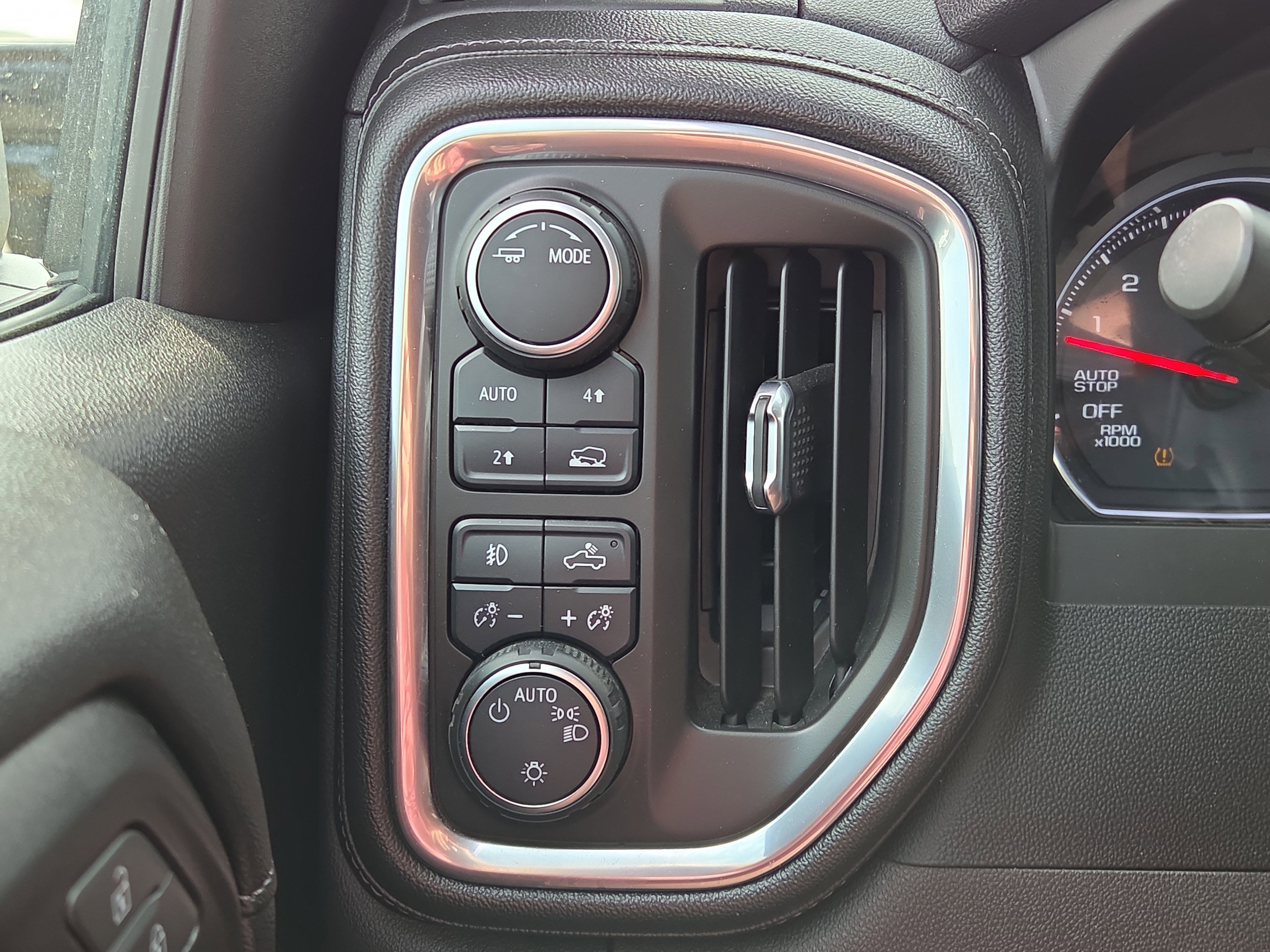 Used 2020 Chevrolet Silverado 1500 RST w/ All-Star Edition image 26