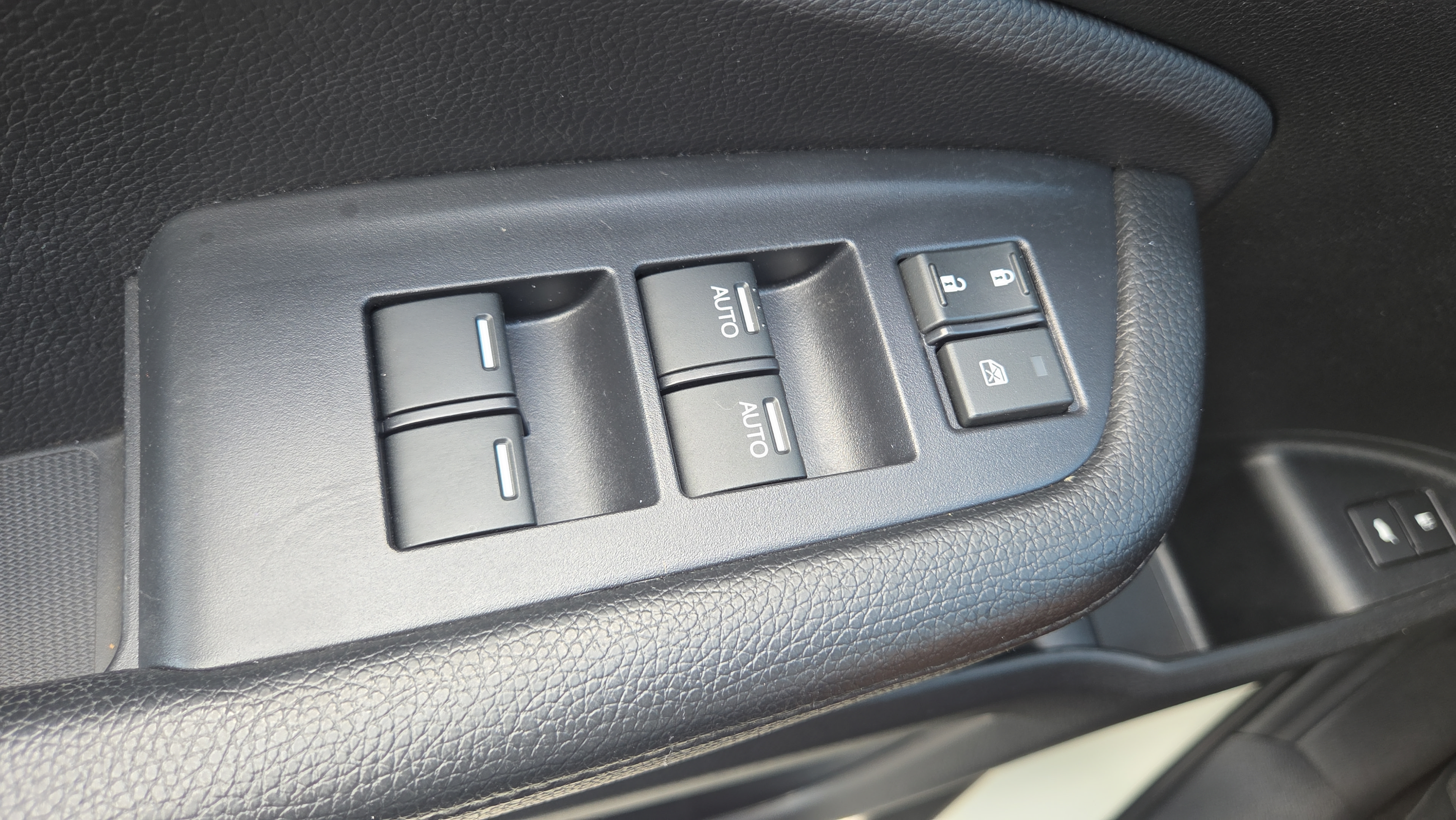 Used 2019 Honda Passport Touring image 30
