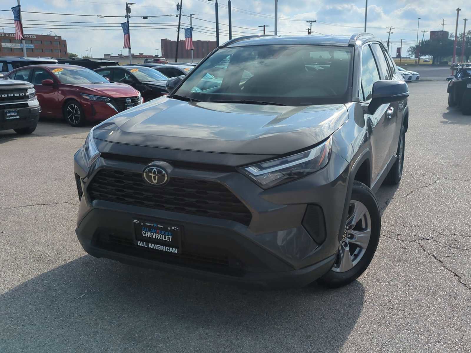 Used 2024 Toyota RAV4 XLE image 1