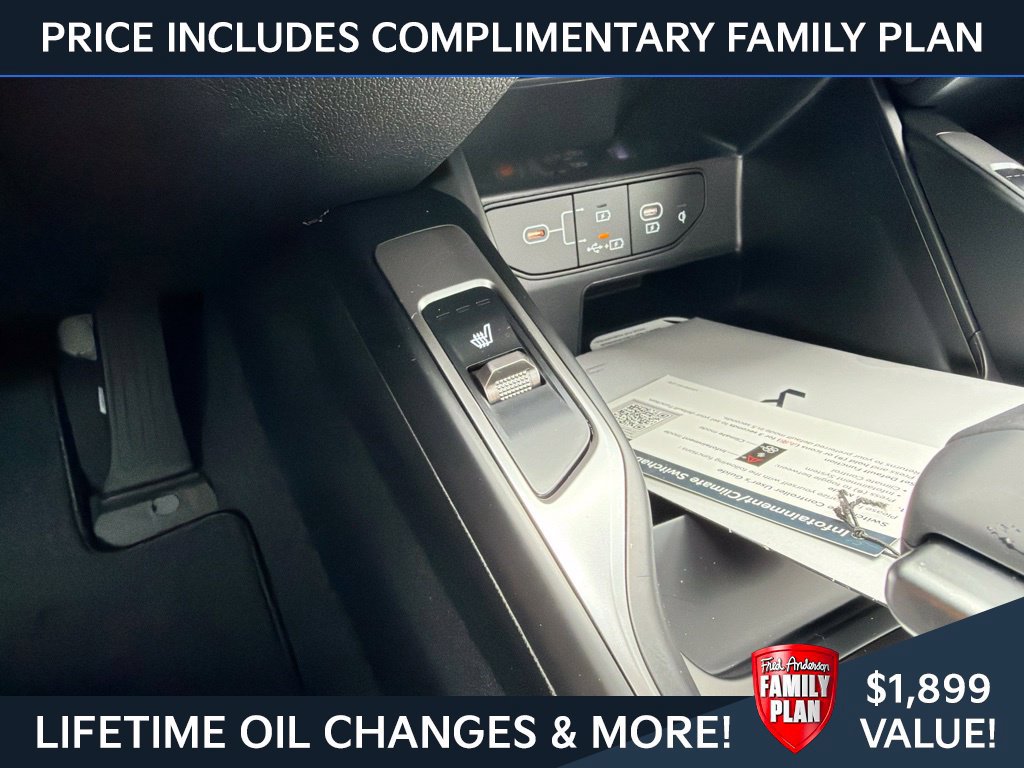 New 2026 Kia Sorento S w/ S Panoramic Sunroof Package FWD image 18