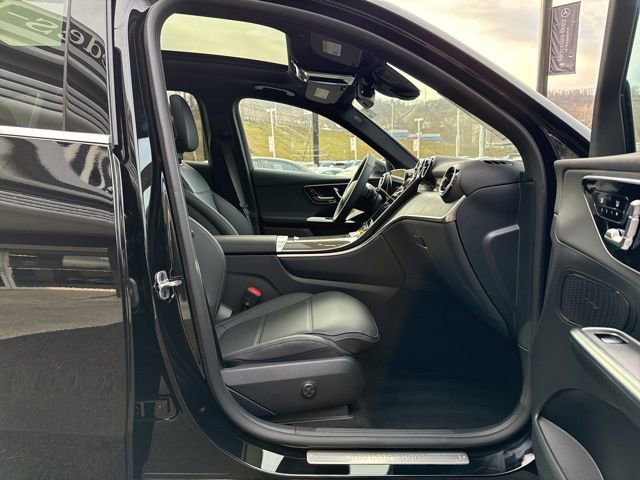 New 2026 Mercedes-Benz GLC 300 4MATIC image 24