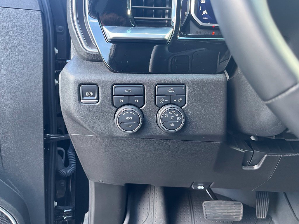 Used 2026 Chevrolet Silverado 1500 RST AWD/4WD image 22