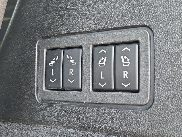Used 2021 Cadillac XT6 Sport AWD/4WD image 13