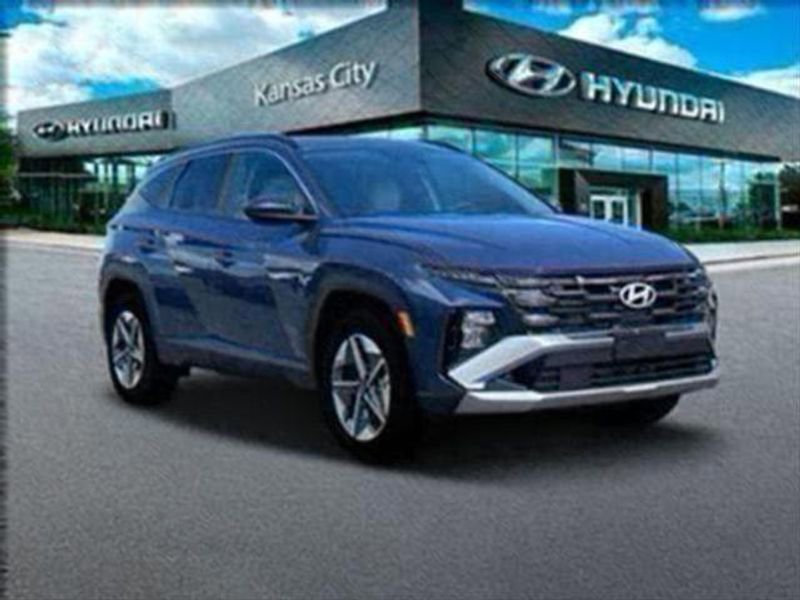 Used 2025 Hyundai Tucson SEL image 11