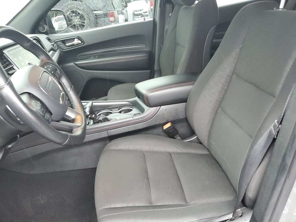 Certified 2025 Dodge Durango R/T w/ Blacktop Package AWD/4WD image 17