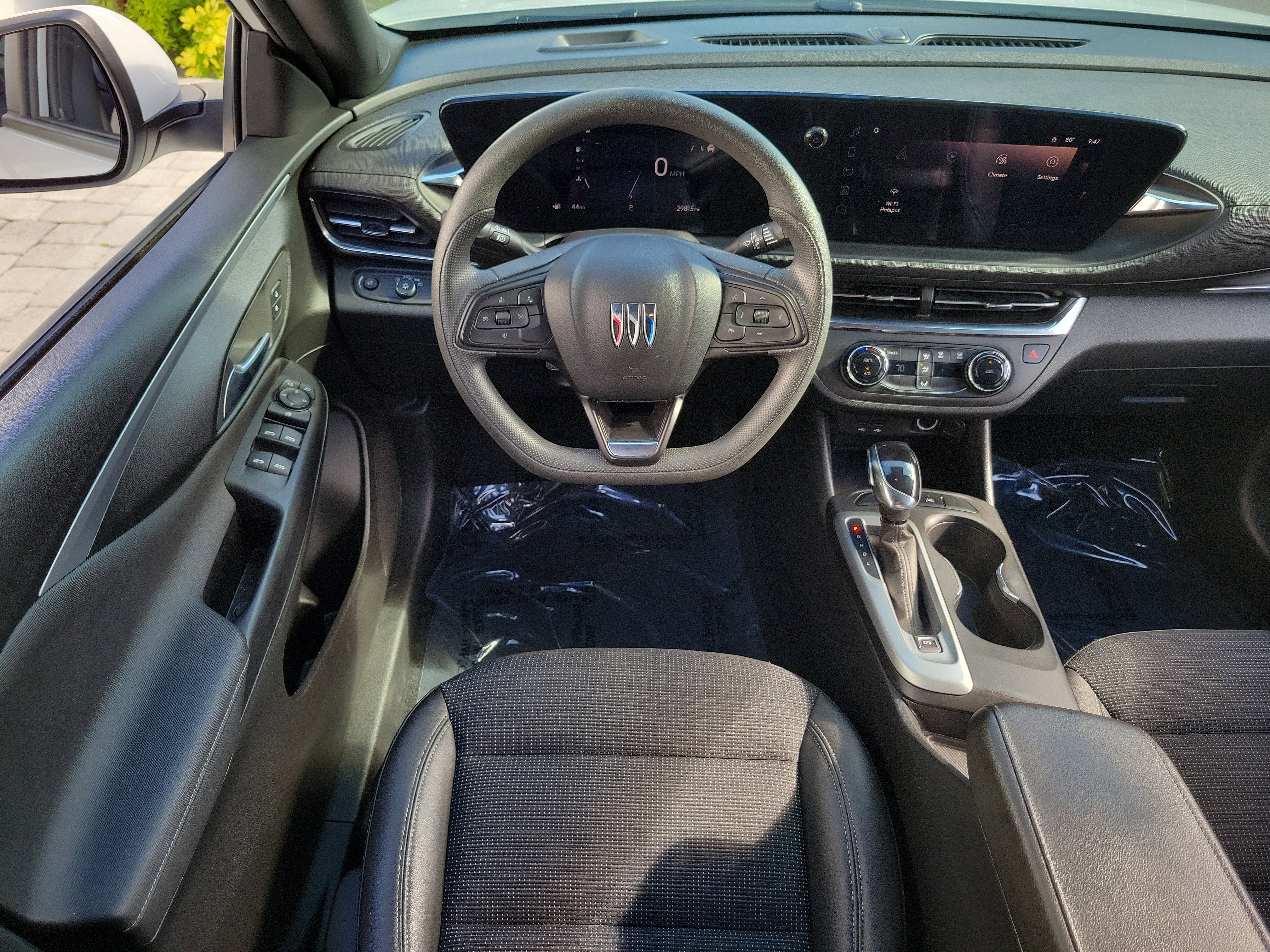 Used 2024 Buick Envista Preferred w/ Advanced Safety Package FWD image 13