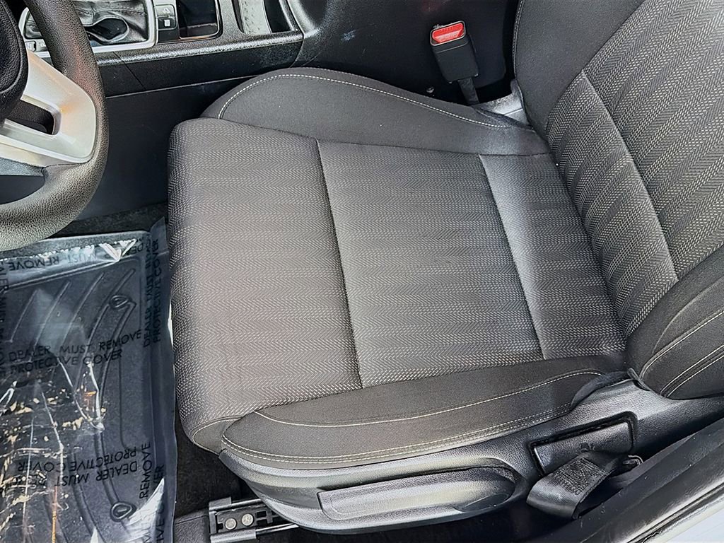 Used 2020 Kia Sportage LX image 17