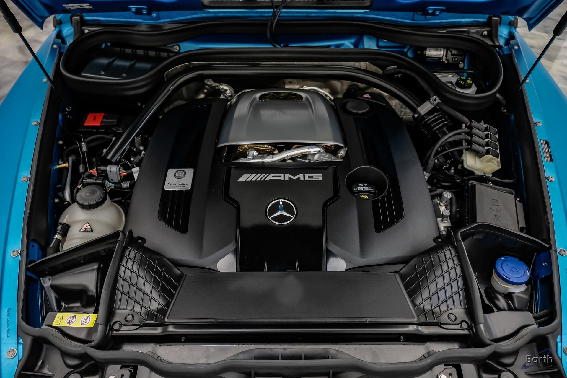 Used 2025 Mercedes-Benz G 63 AMG 4MATIC w/ Night Package Magno image 2