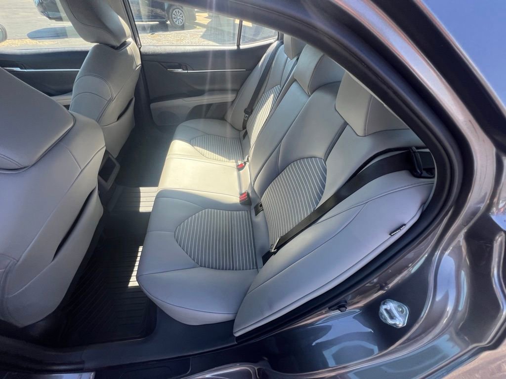 Used 2022 Toyota Camry SE image 13
