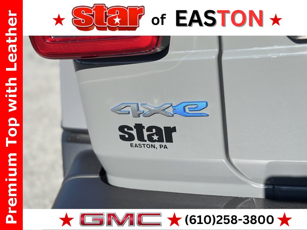 Used 2023 Jeep Wrangler Unlimited Sahara w/ Cold Weather Group image 37