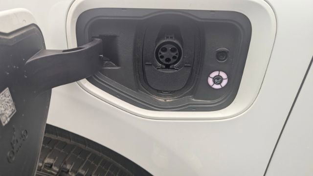 Used 2022 Ford F150 Lightning Pro image 40