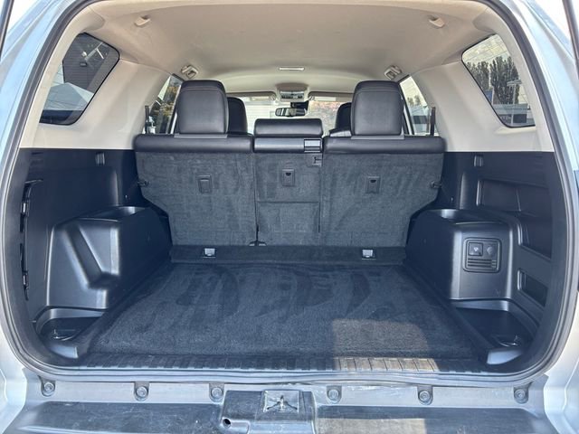 Used 2022 Toyota 4Runner SR5 Premium image 30