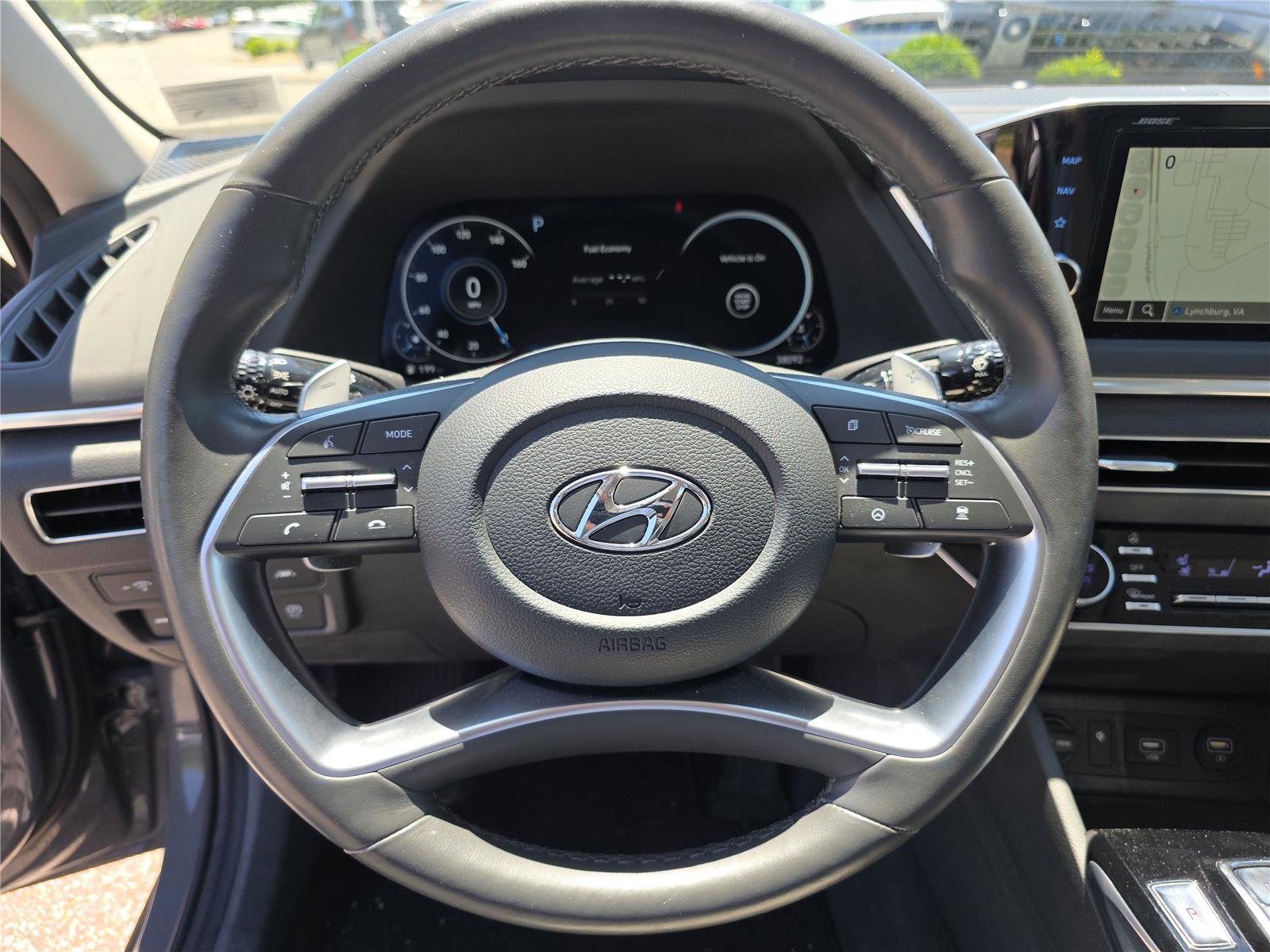 Certified 2022 Hyundai Sonata Limited w/ Preferred Accessory Package FWD image 14