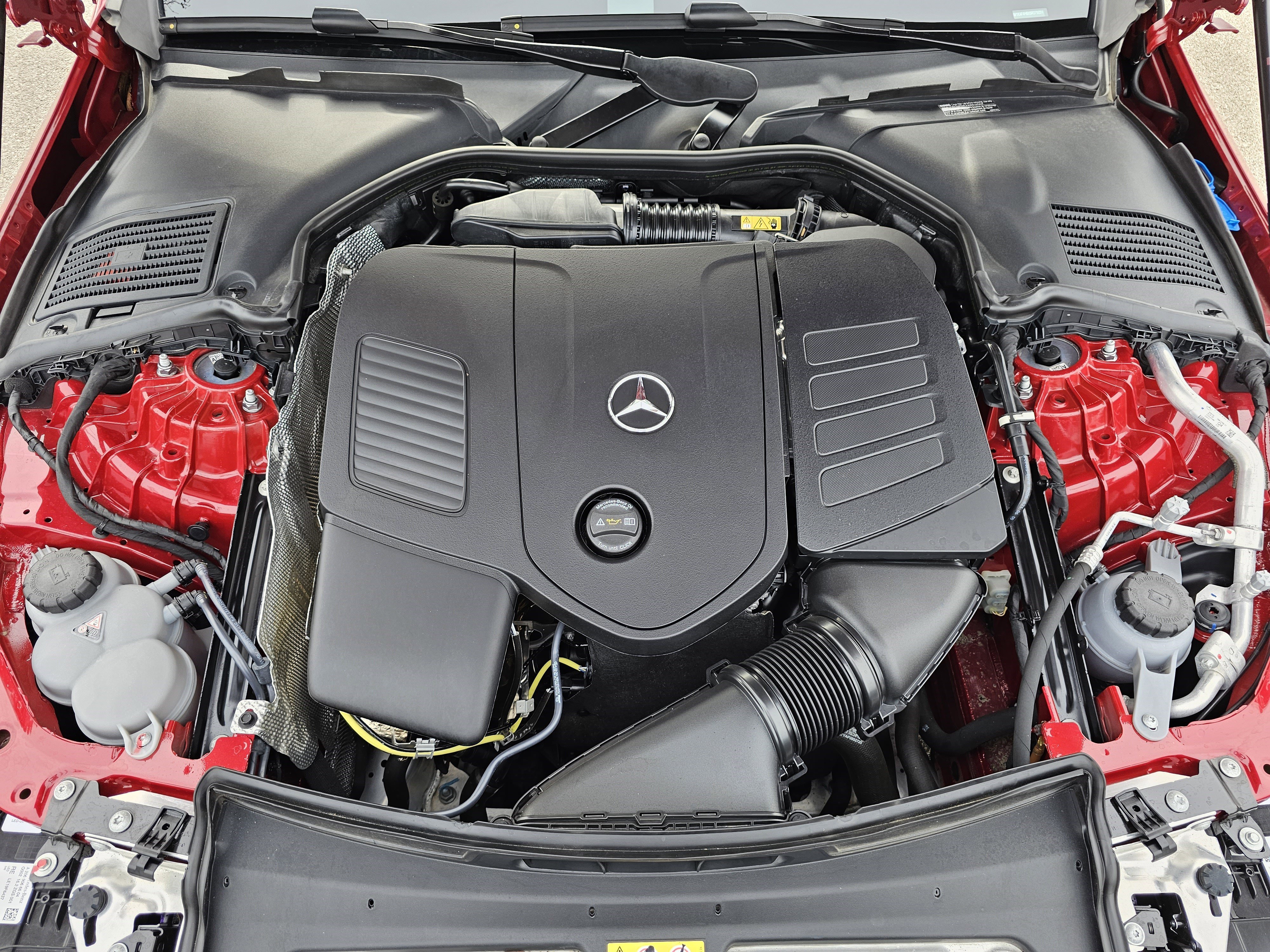 Used 2025 Mercedes-Benz C 300 4MATIC Sedan image 45