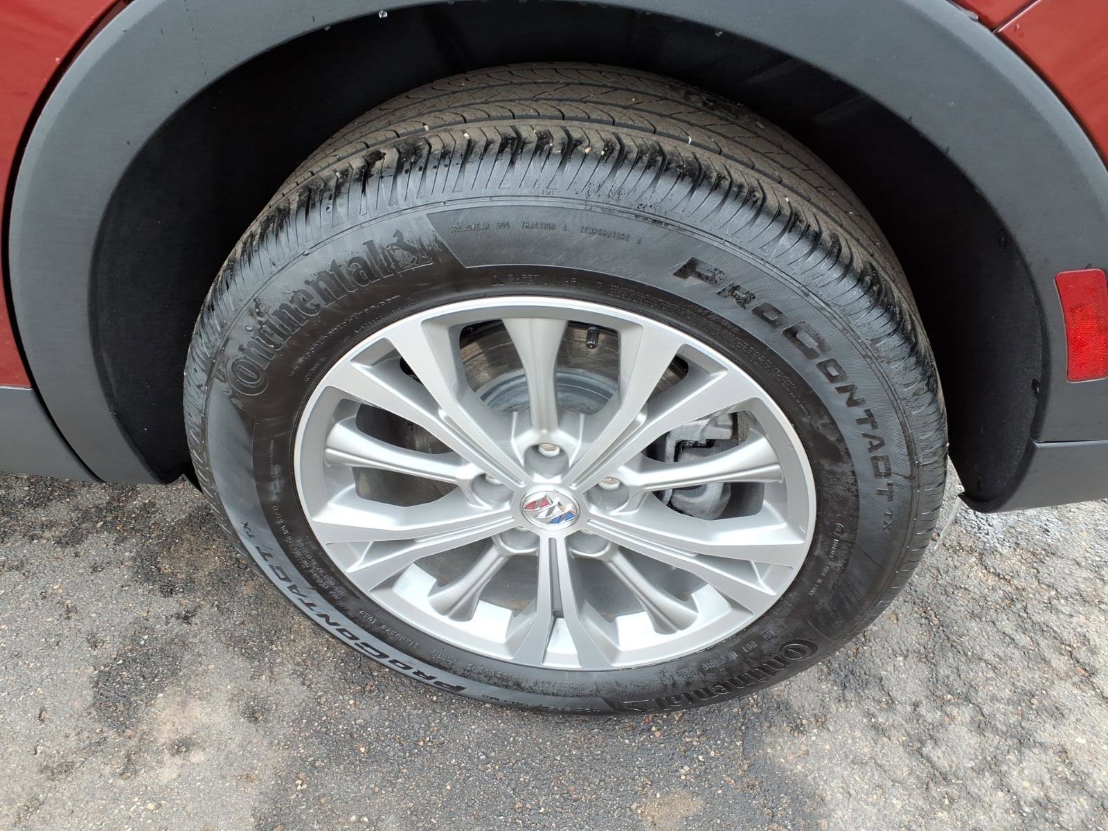 Used 2023 Buick Envision Preferred image 13