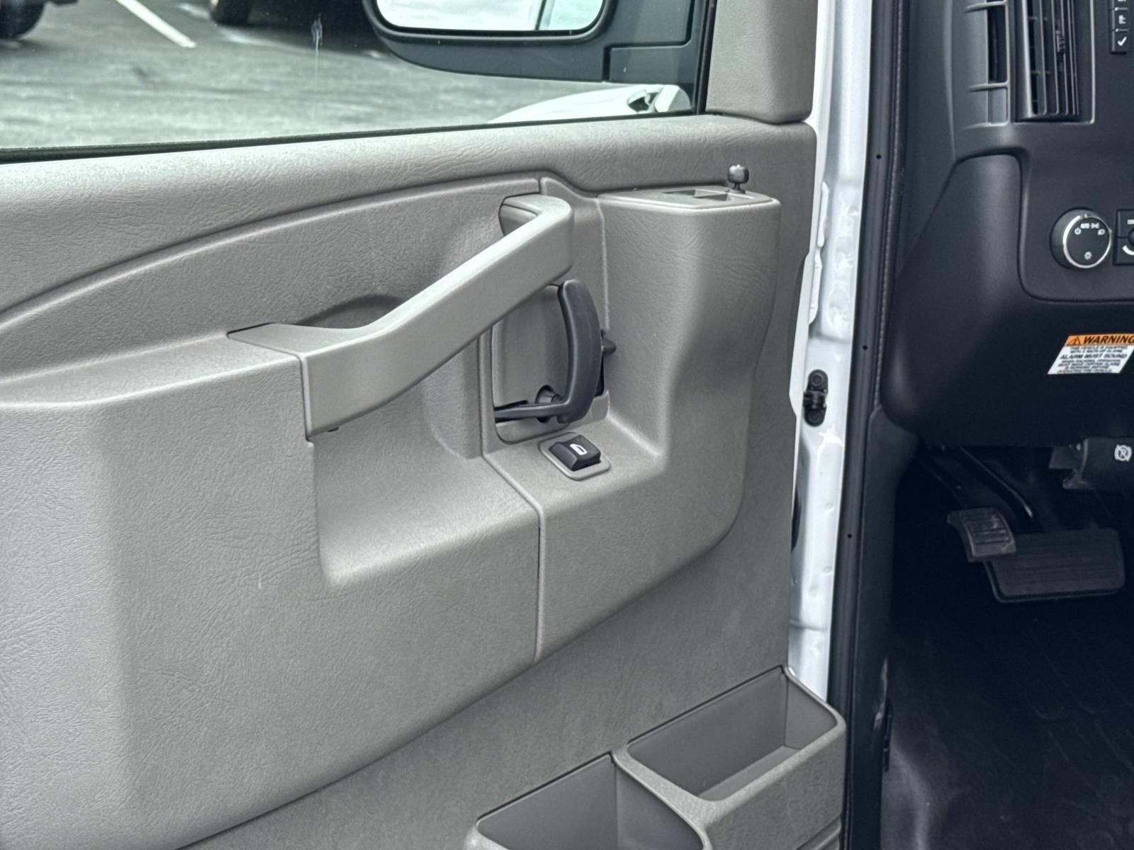 New 2026 Chevrolet Express 3500 w/ Power Convenience Package RWD image 15