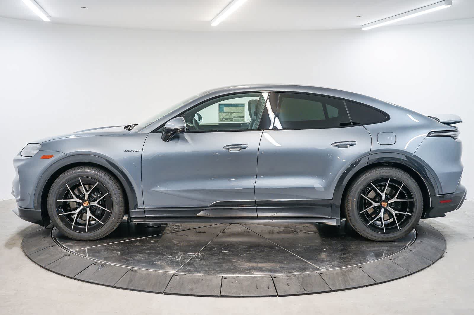 New 2026 Porsche Cayenne Electric Coupe AWD/4WD image 2