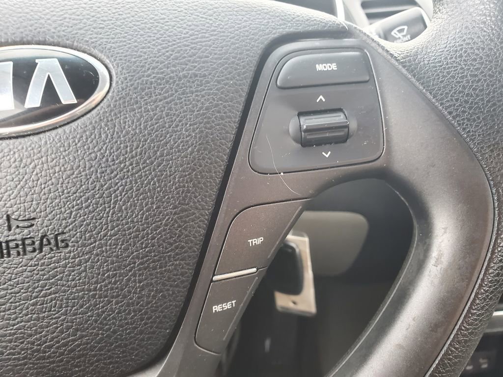 Used 2015 Kia Forte LX image 17