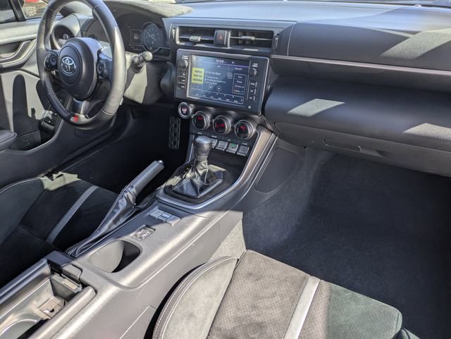 Used 2023 Toyota GR86 Premium image 29