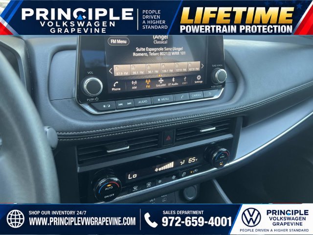 Used 2024 Nissan Rogue SV FWD image 18