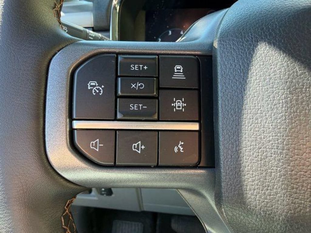 Used 2025 Ford F150 Lariat w/ Equipment Group 501A Mid AWD/4WD image 18