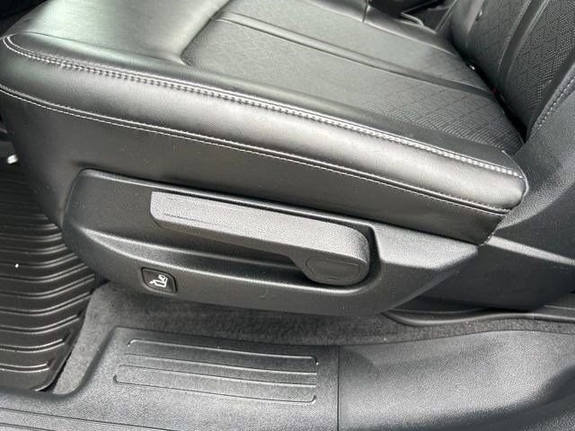 Used 2023 Kia Sorento SX AWD/4WD image 37