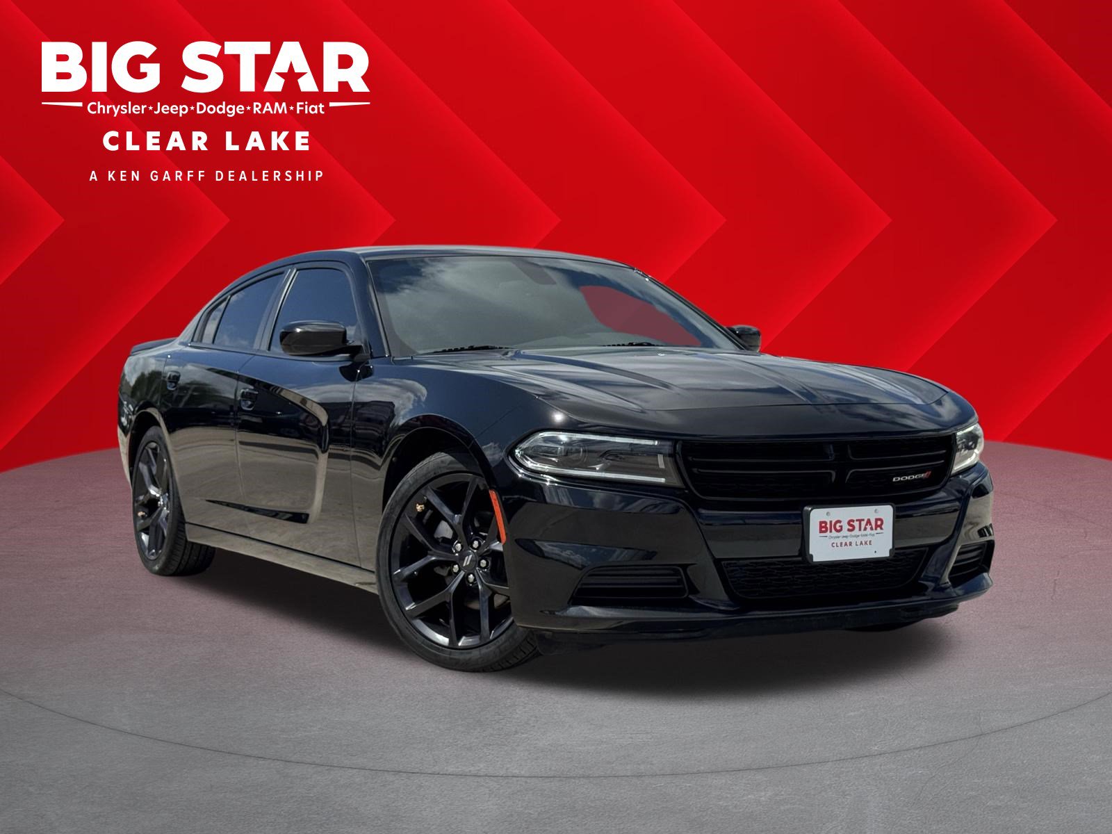 Used 2023 Dodge Charger SXT w/ Blacktop Package RWD image 1