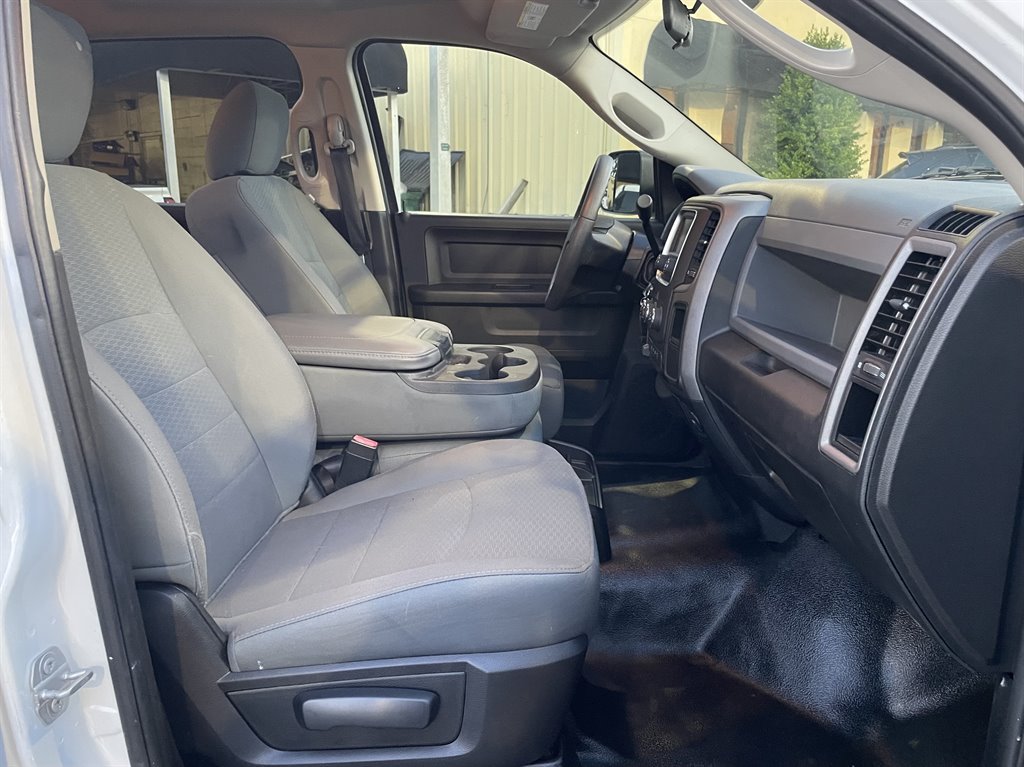 Used 2018 RAM 3500 Tradesman w/ Chrome Appearance Group AWD/4WD image 22