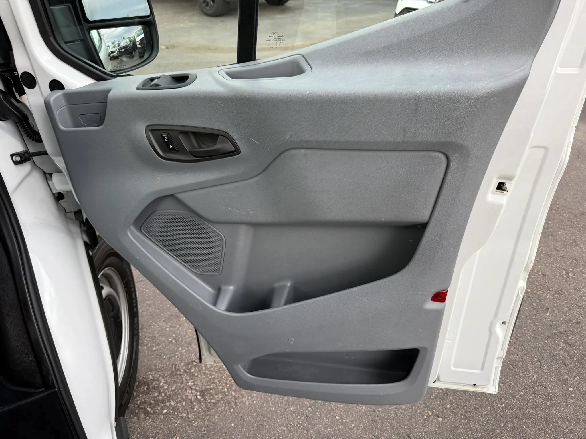 Used 2018 Ford Transit 350 148 High Roof RWD image 32
