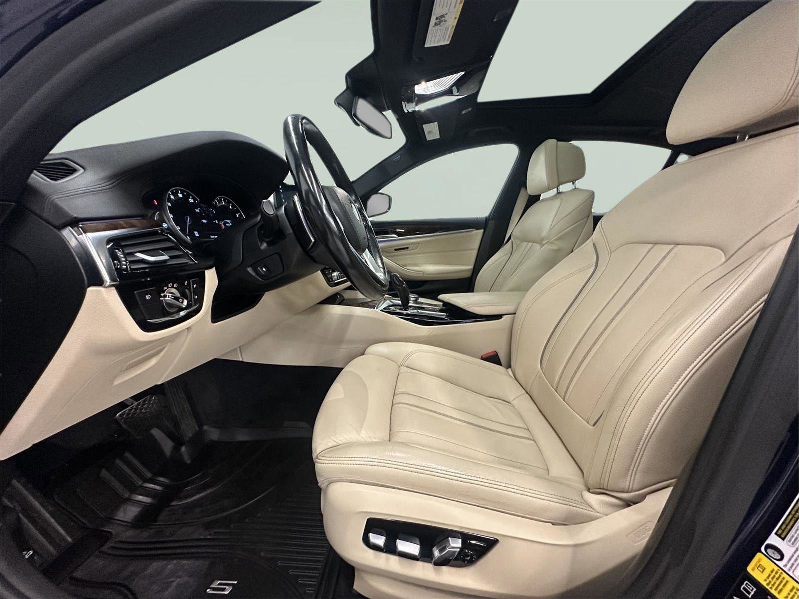 Used 2018 BMW 540i xDrive image 23