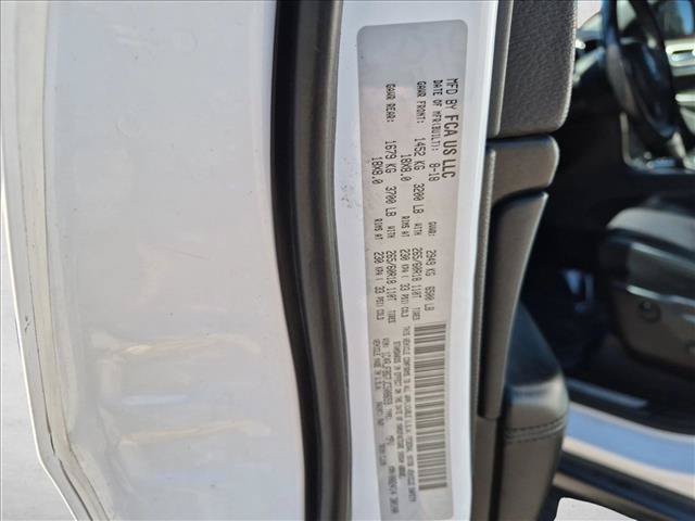 Used 2018 Jeep Grand Cherokee Limited AWD/4WD image 25