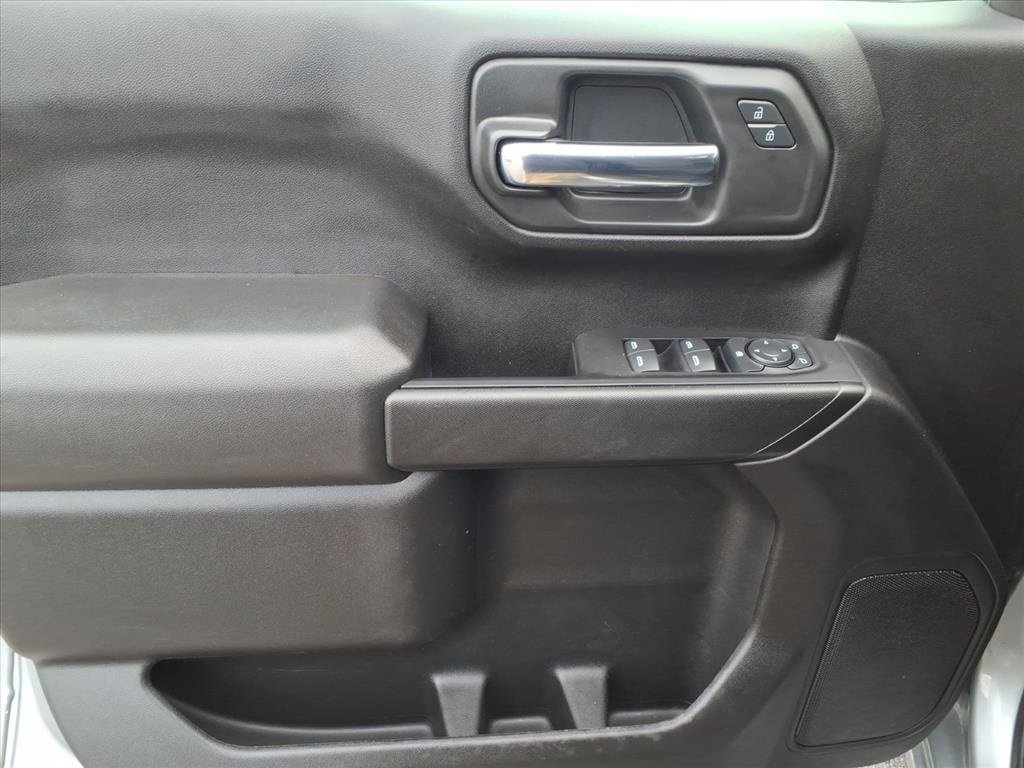 Used 2024 Chevrolet Silverado 1500 Custom image 16