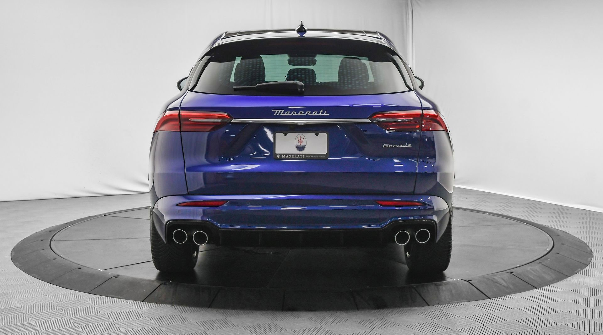 New 2025 Maserati Grecale GT image 6
