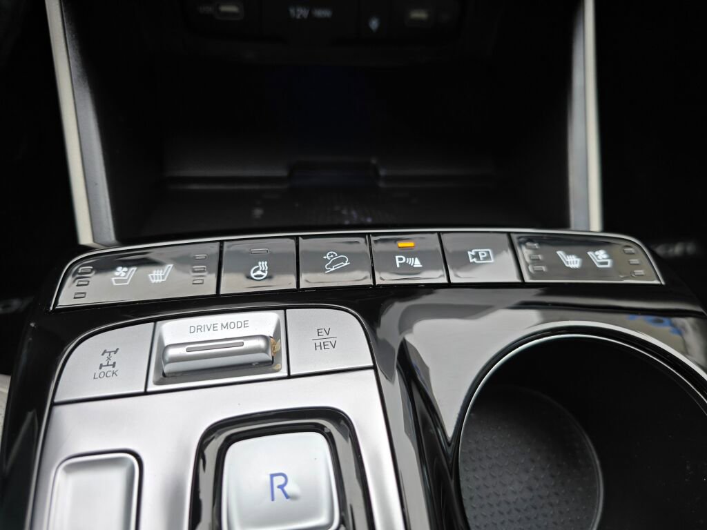 Used 2024 Hyundai Tucson Limited image 29