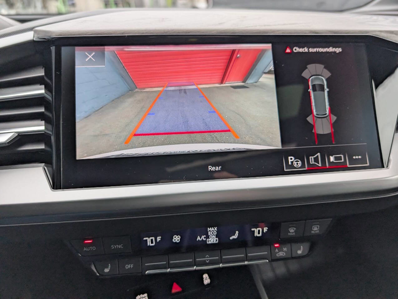 Used 2023 Audi Q4 e-tron Premium Plus w/ Premium Plus image 14