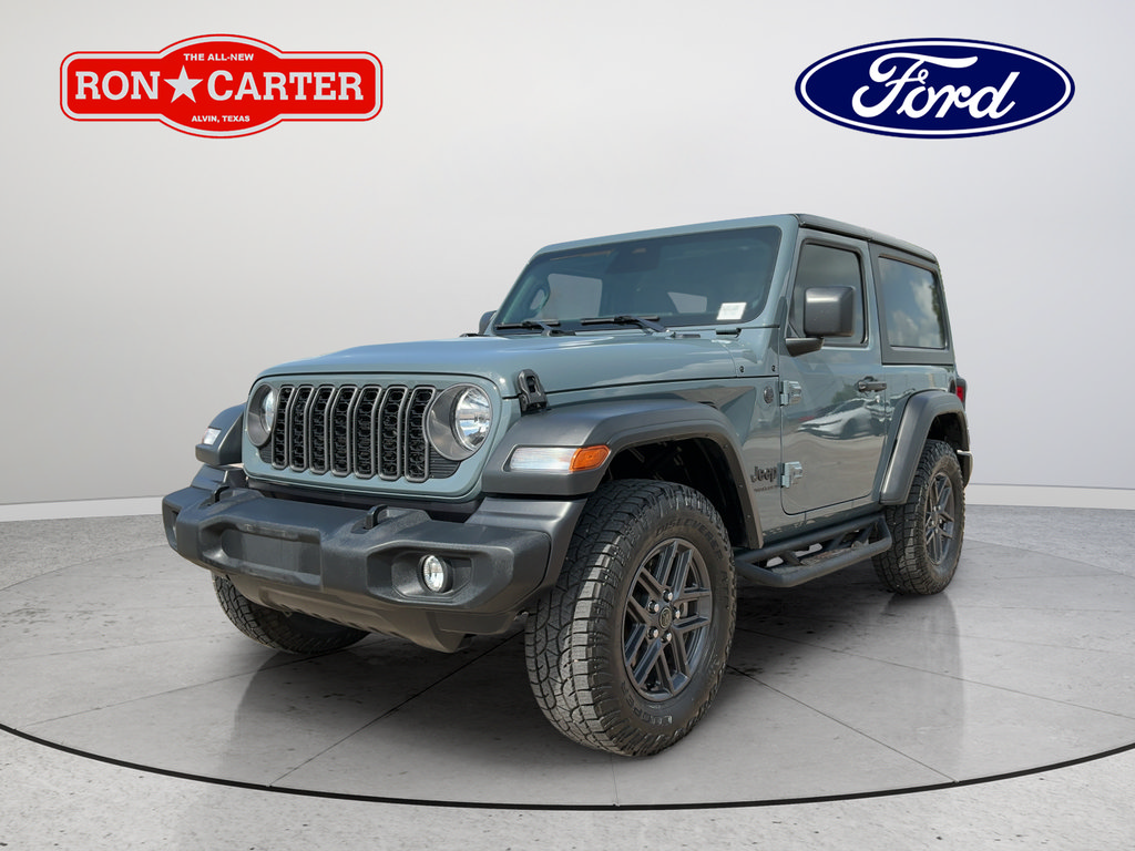Used 2025 Jeep Wrangler Sport AWD/4WD image 3
